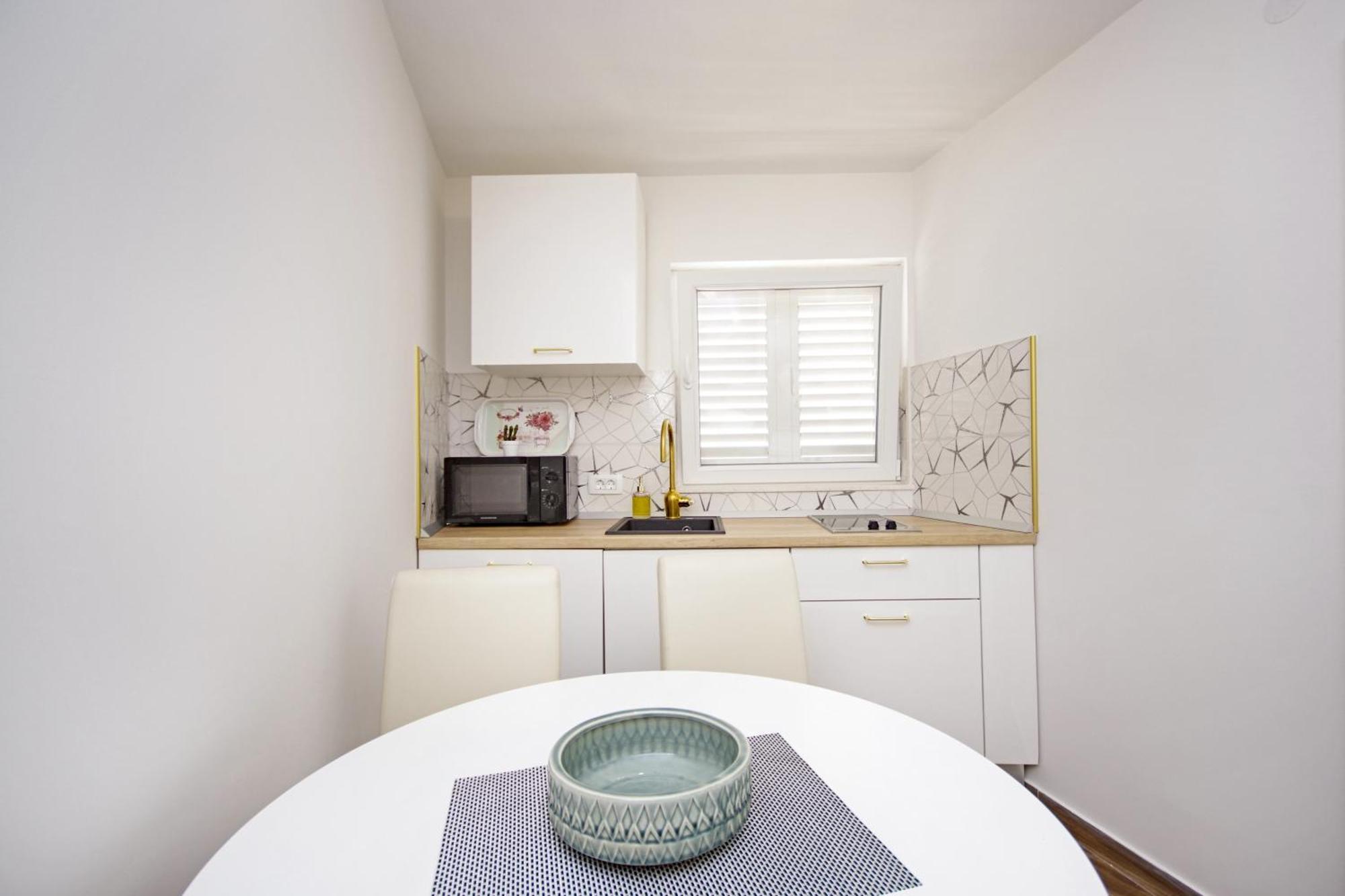 Apartments By The Sea Baska Voda, Makarska - 17570 Стая снимка